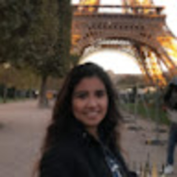 Meet your Posher, Ariela - Picture 1 of 1